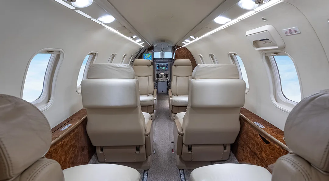 Cabin interior of a 2006 LEAR 40XR.