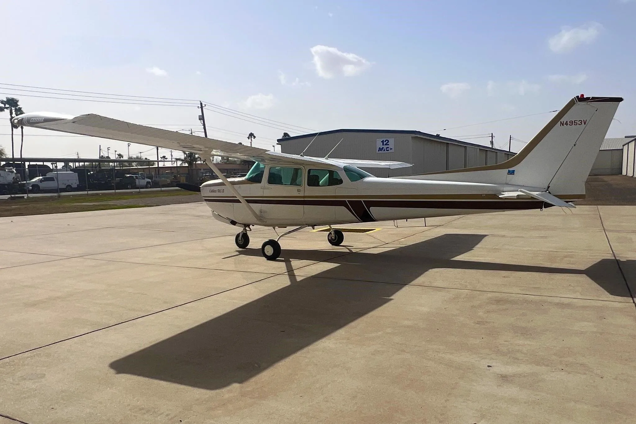 Exterior view of a 1980 Cessna 172RG Skyhawk.