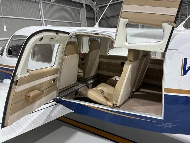 Cabin interior of a 1977 PIPER CHEROKEE 6/300.