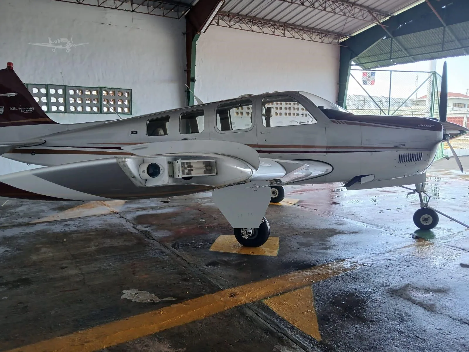 Exterior view of a 2007 BEECHCRAFT G36 BONANZA.