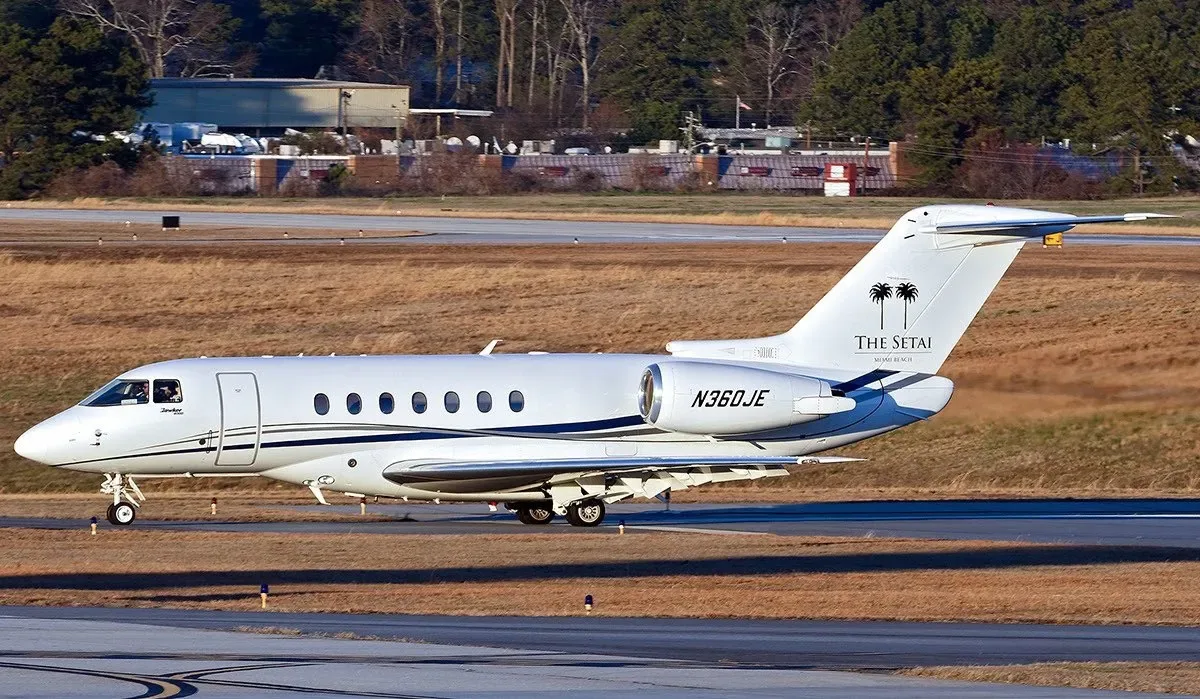Exterior view of a 2009 Hawker, RC-36.