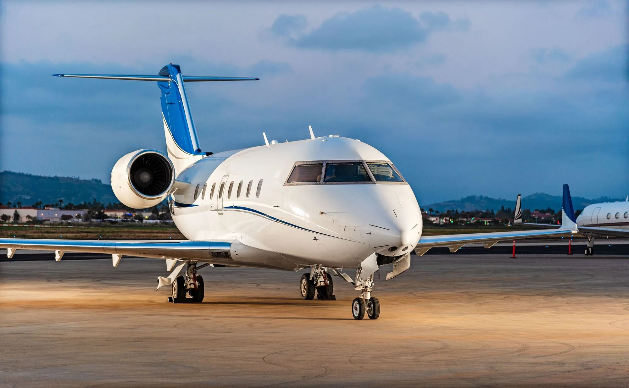 Exterior view of a Bombardier Challenger 604.