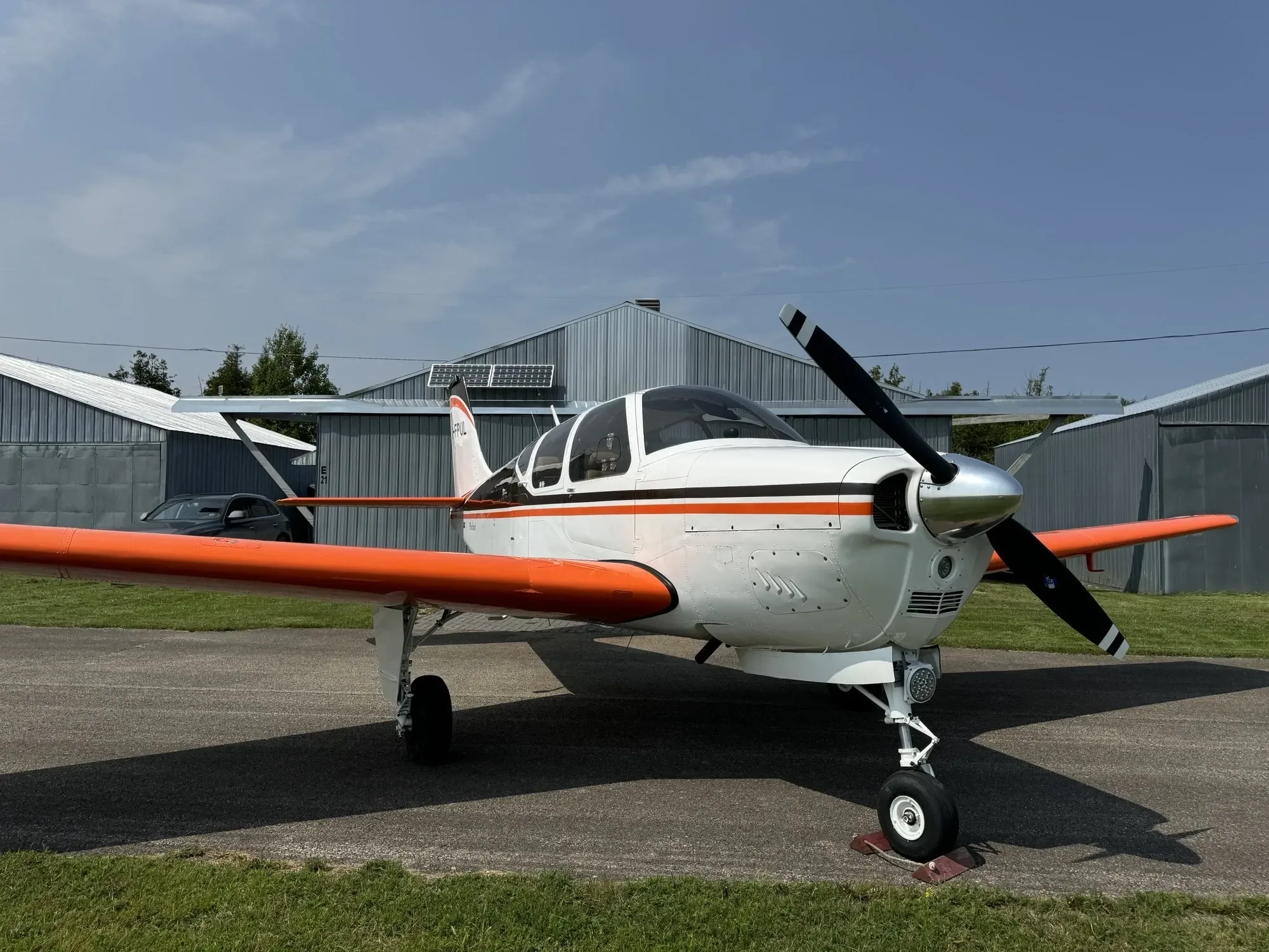Exterior view of a 1964 Beechcraft Debonair.