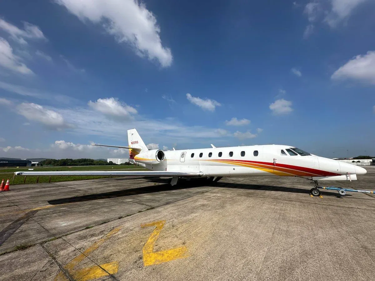 Exterior view of a 2010 Cessna Citation Sovereign SN 680-0306, N3099.