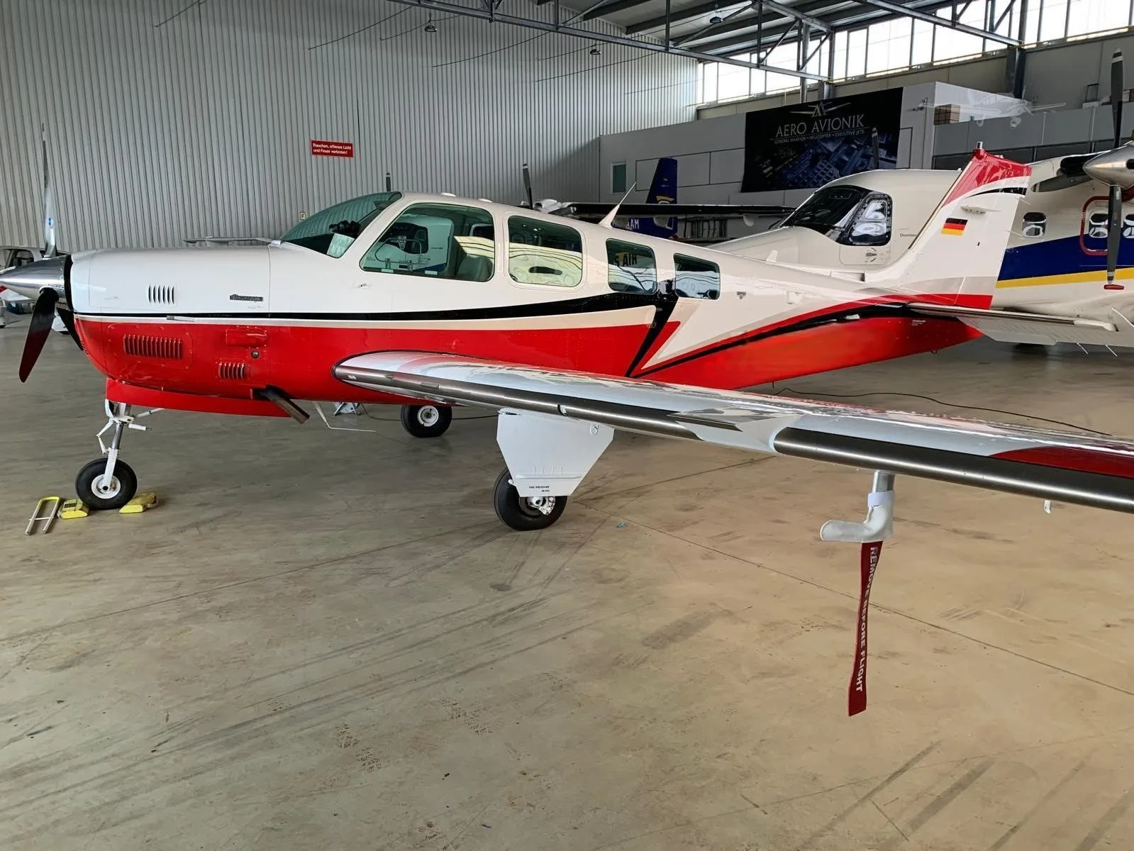 Exterior view of a 1991 BEECHCRAFT B36TC BONANZA.