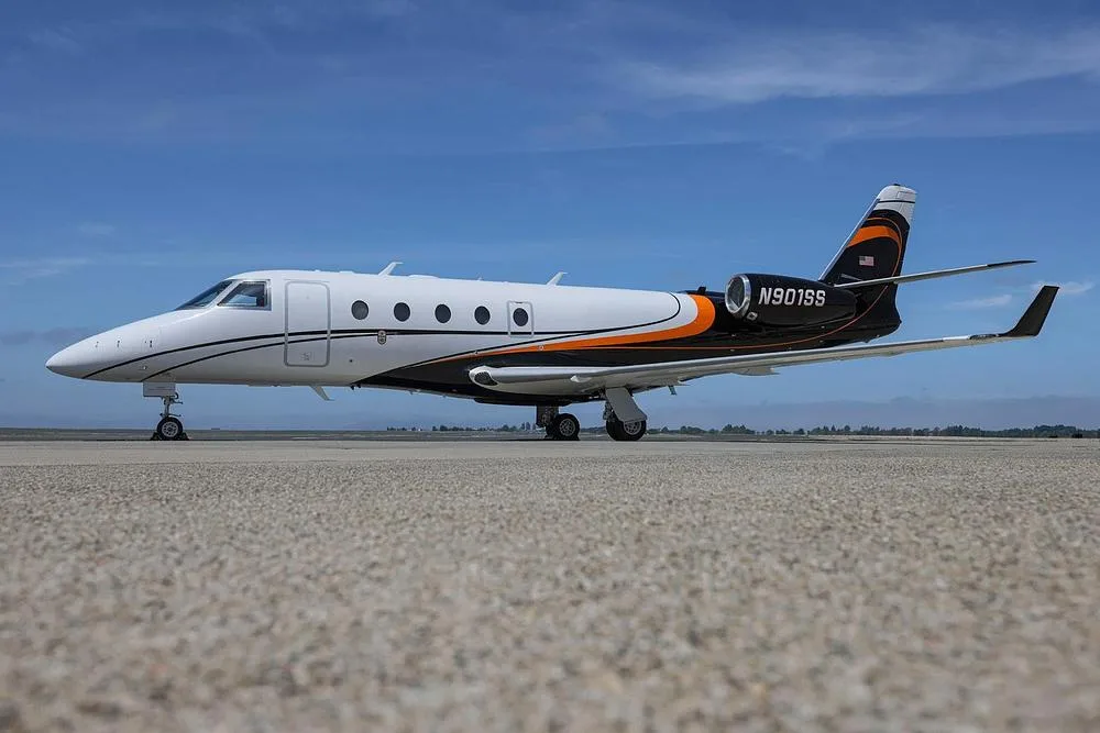 Exterior view of a 2008 Gulfstream, N901SS.