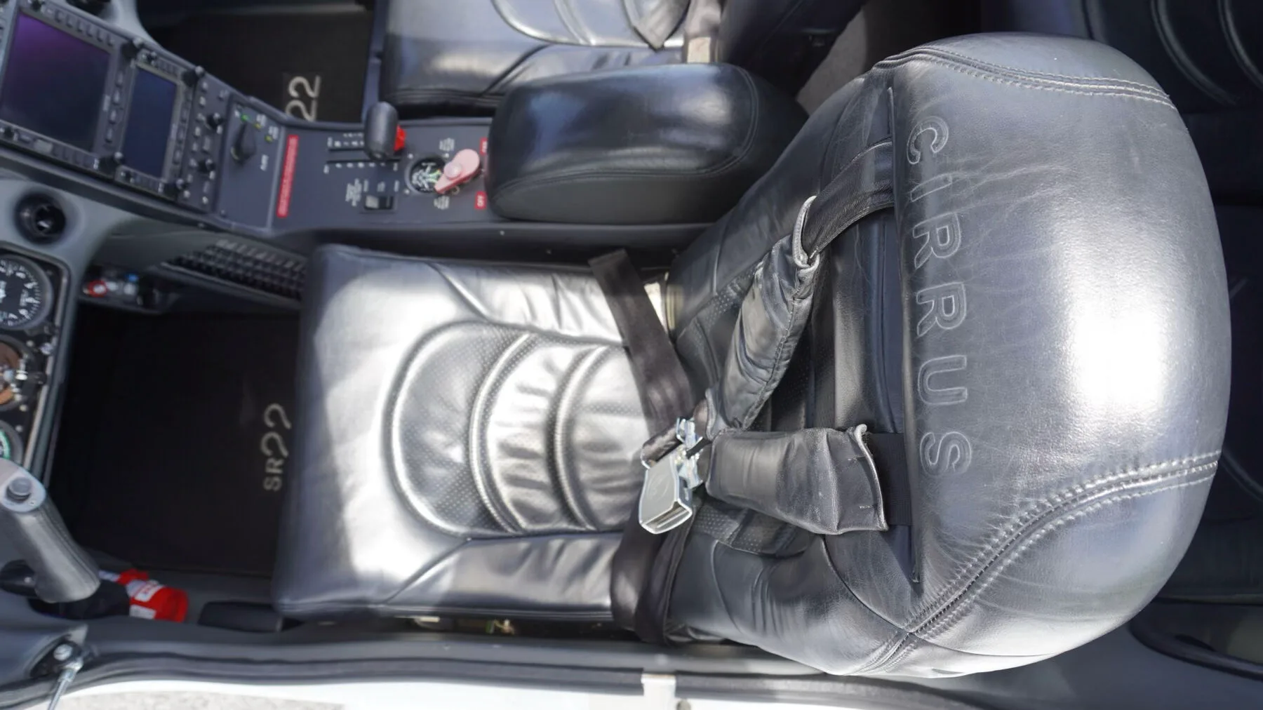 Engine detail of a 2006 Cirrus SR22-G2 GTS.