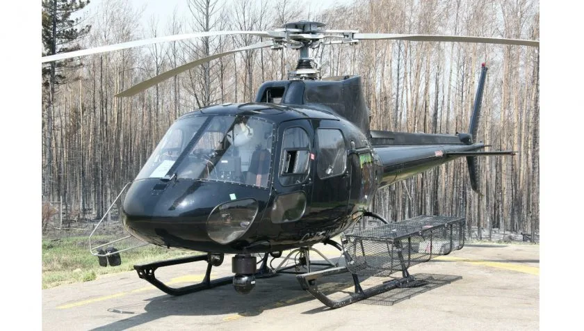 Exterior view of a 1991 Eurocopter AS350B2 2580, C-FSWB.