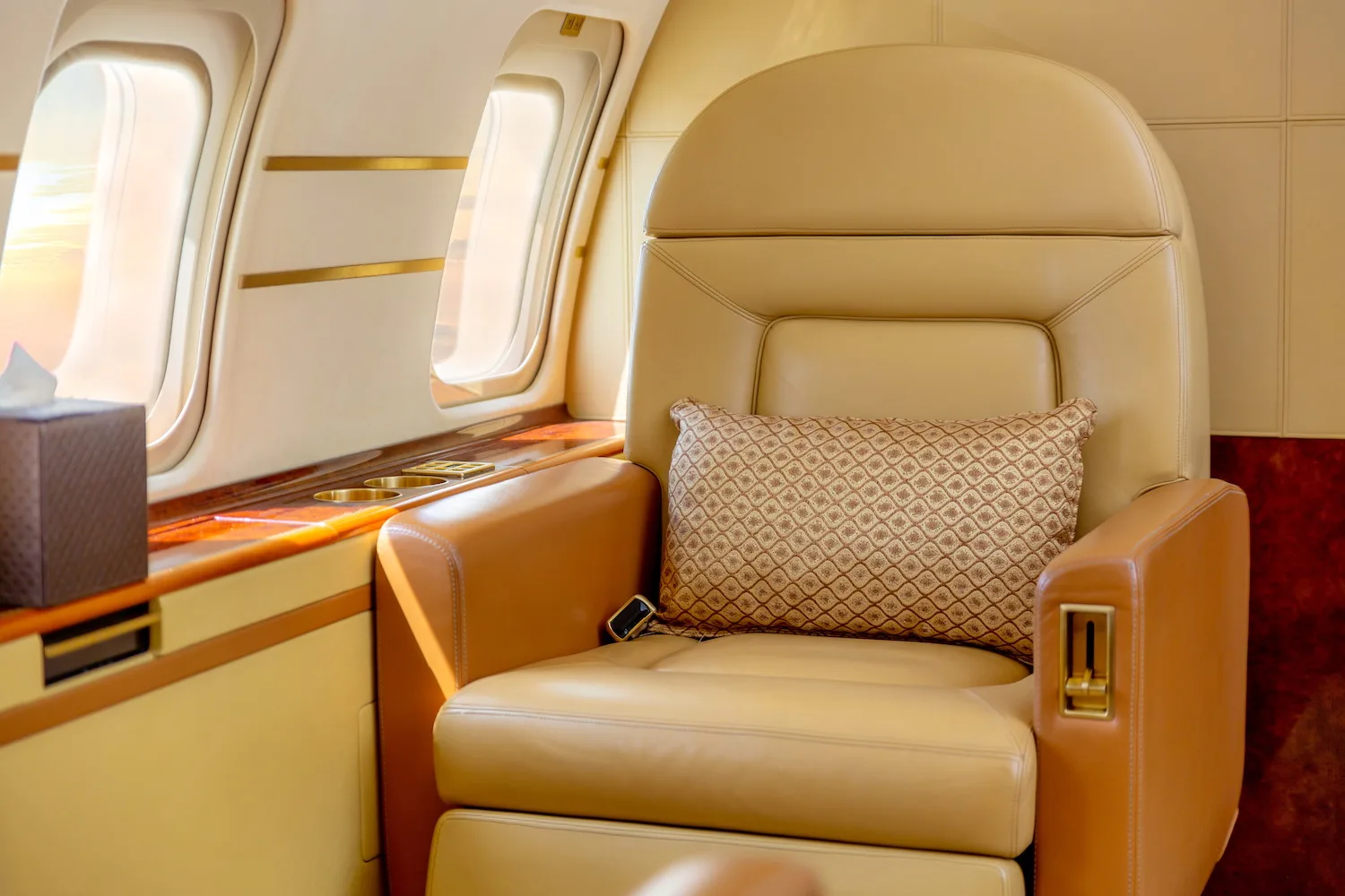 Cabin interior of a 2008 Bombardier Challenger 850 MSN 8068 “VP-CFZ”.
