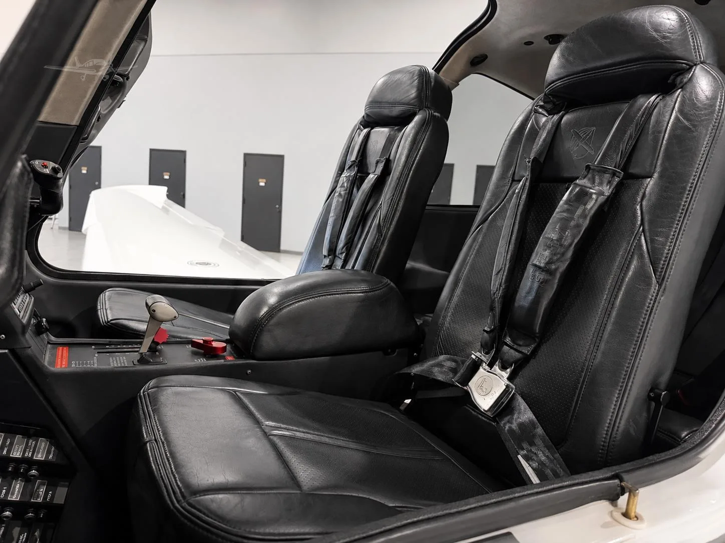 Cabin interior of a 2022 CIRRUS SR20-G6.