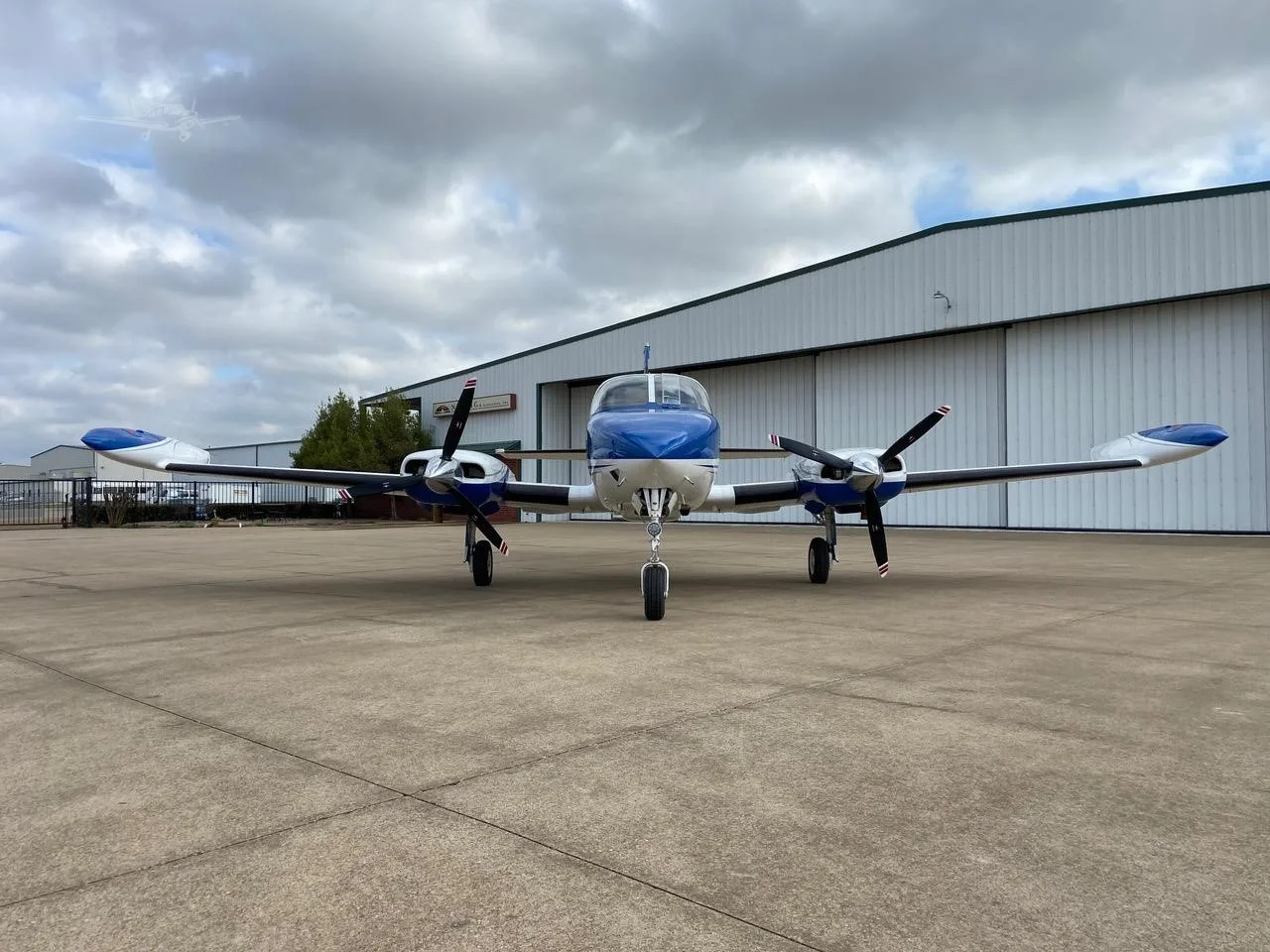 Exterior view of a 1984 CESSNA 340A, N515BT.