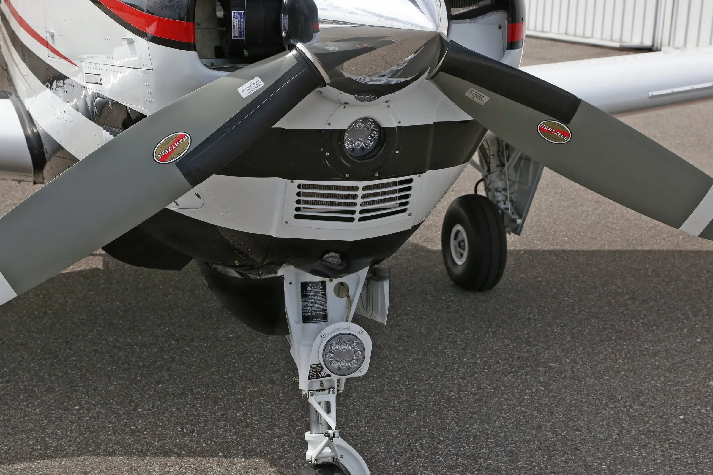 Exterior view of a 2009 Beechcraft G36 BONANZA w G1000Nxi.