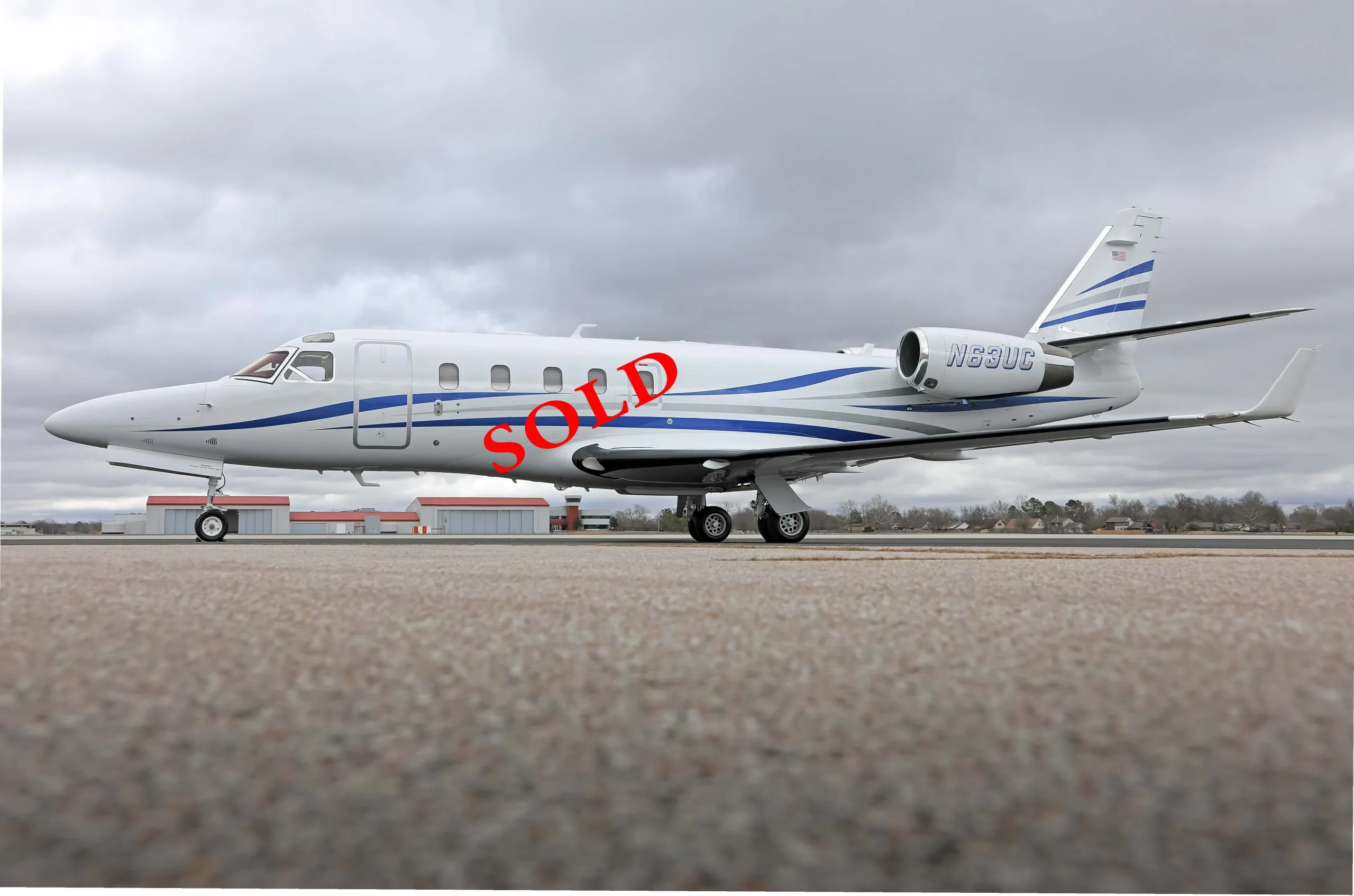 Exterior view of a 1980 Piper Turbo Arrow IV, N8245L.