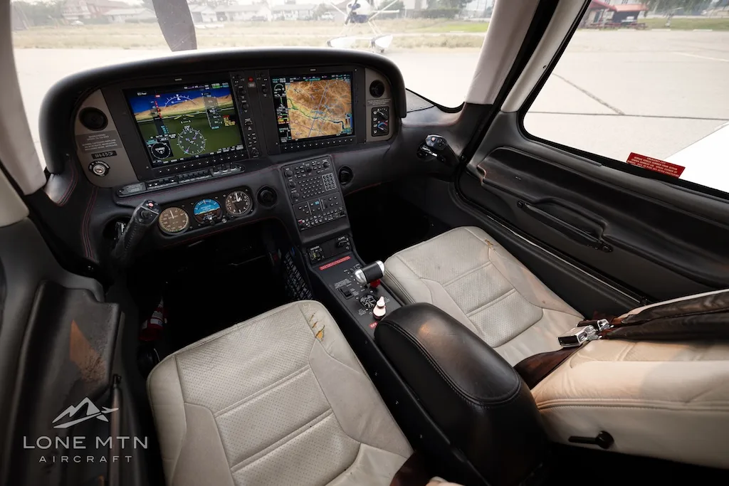 Cabin interior of a 2008 Cirrus SR22 G3 GTS Turbo.