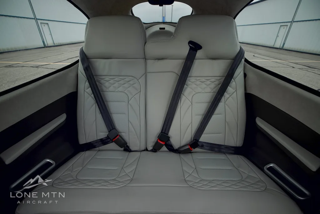Cabin interior of a 2024 Cirrus SR22T G7 GTS.