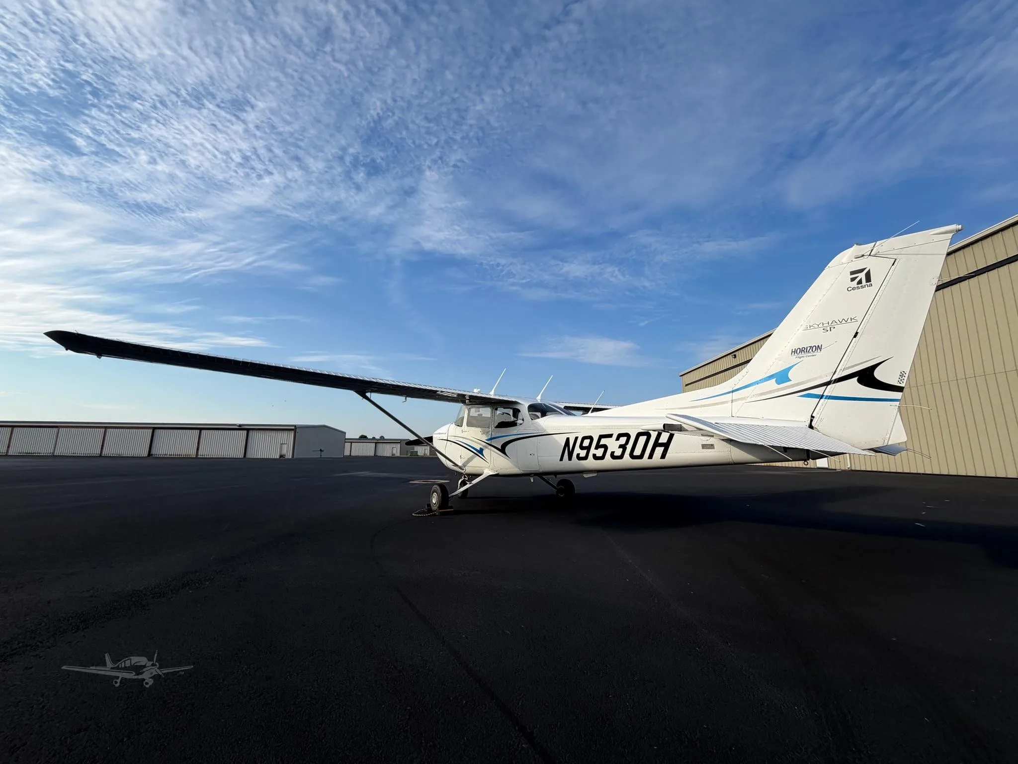 Exterior view of a 2013 CESSNA 172S SKYHAWK SP, N9530H.