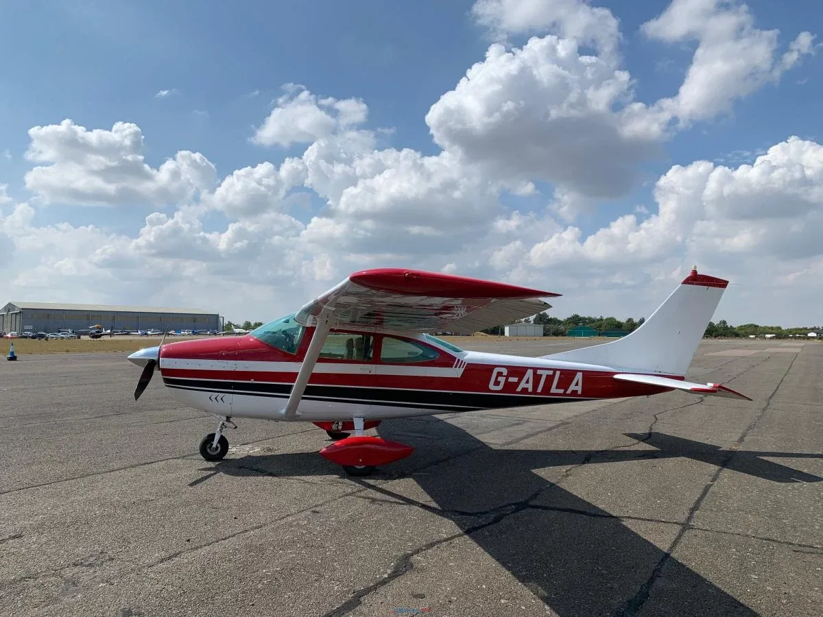 Exterior view of a Cessna Piston 206, G-BMOF.