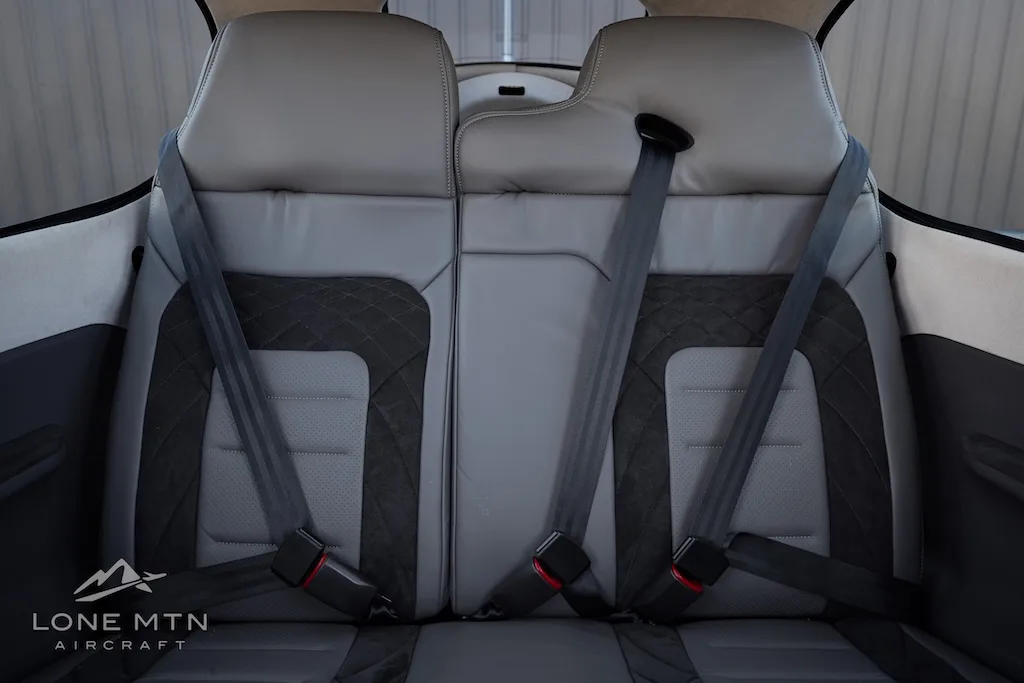 Cabin interior of a 2024 Cirrus SR22T G7.