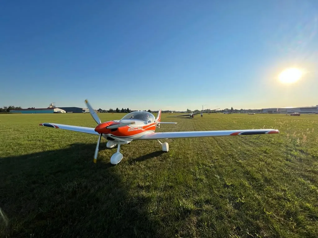 Exterior view of a 2004 Aerospool WT9 Dynamic Club, OK-JUU43.