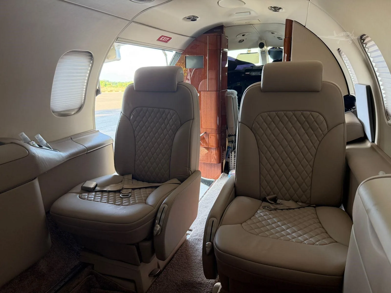 Cabin interior of a 1995 LEARJET 31A.
