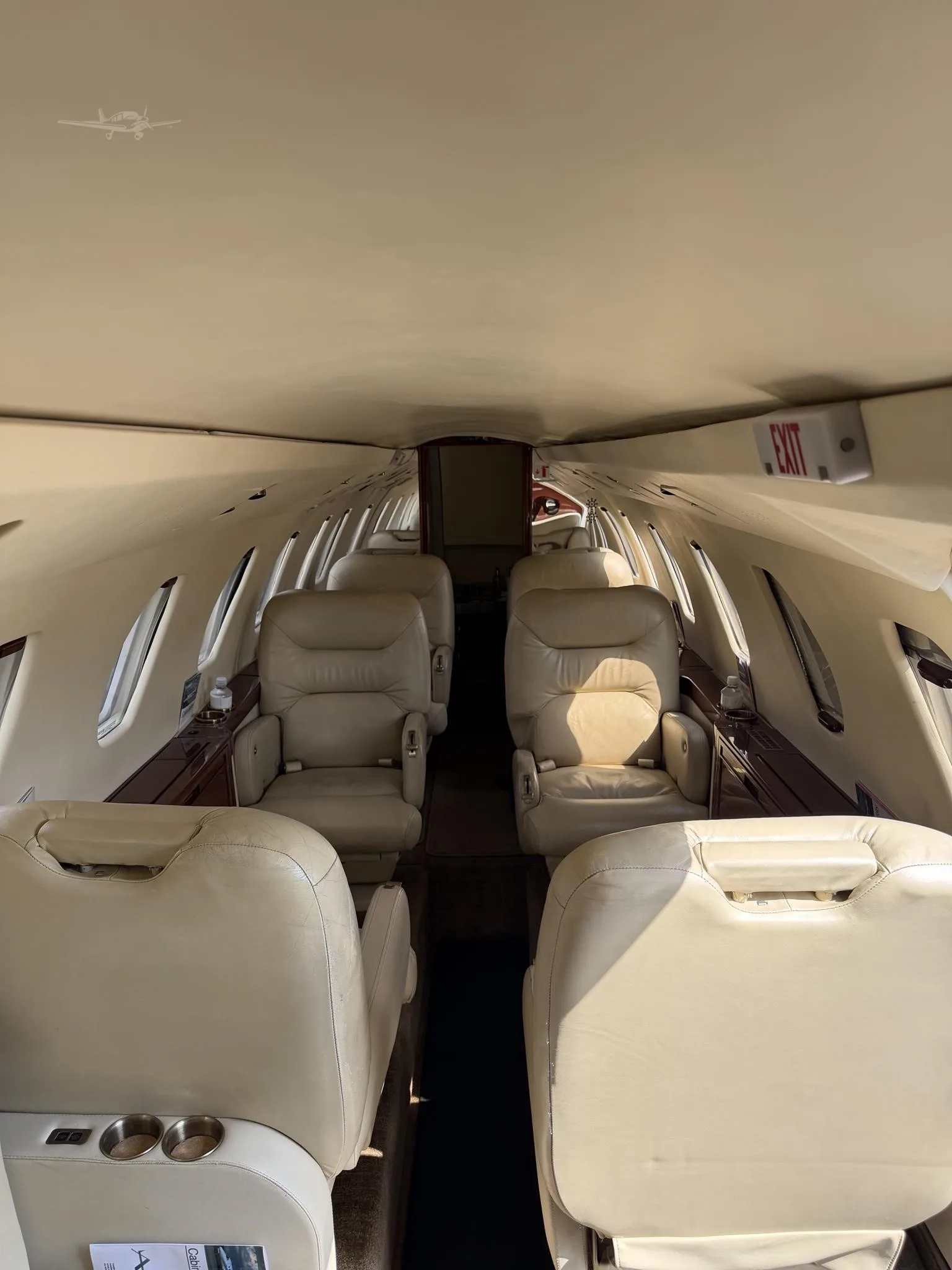 Cabin interior of a 1986 CESSNA CITATION III.