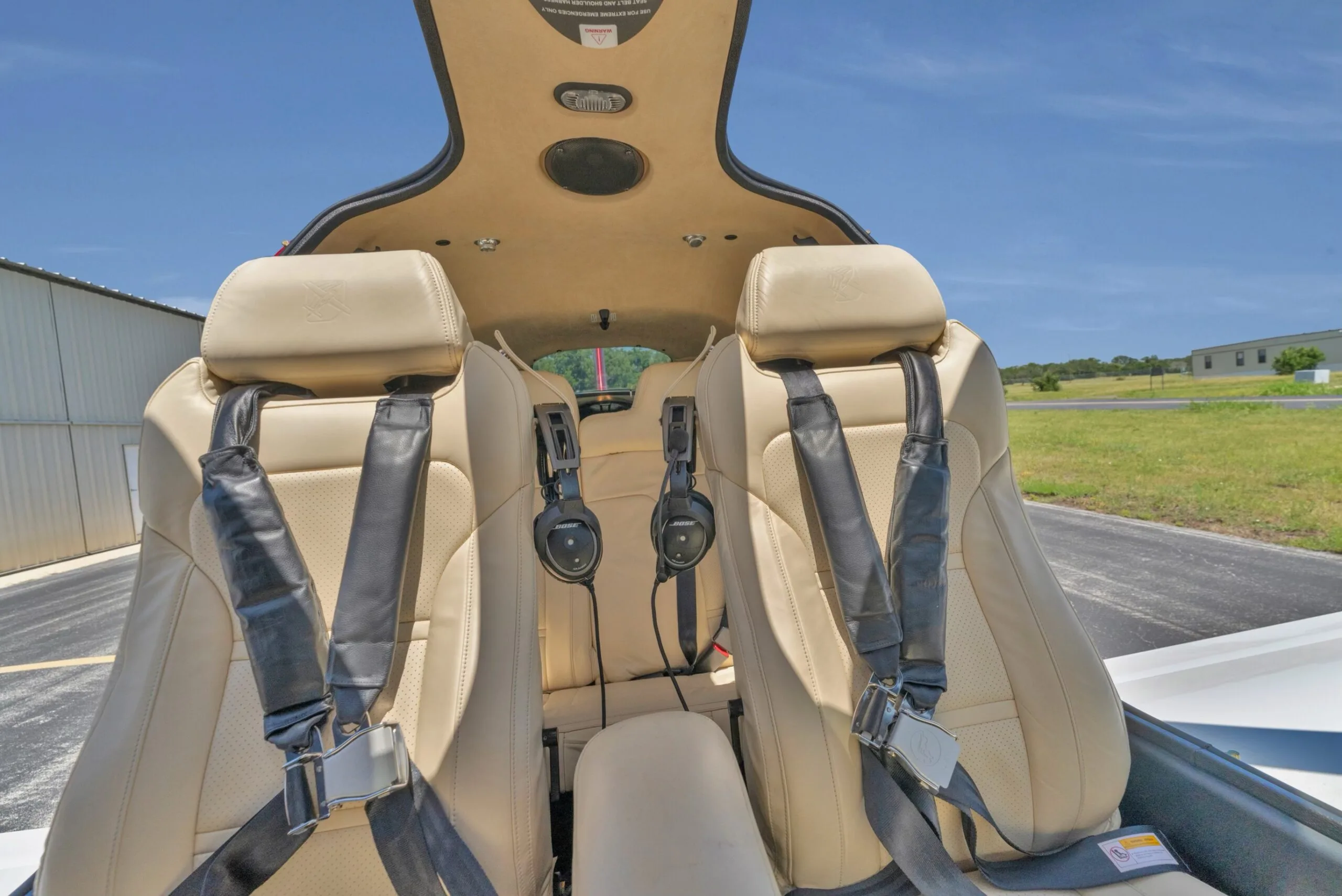 Cabin interior of a 2022 Cirrus SR20-G6 Premium.