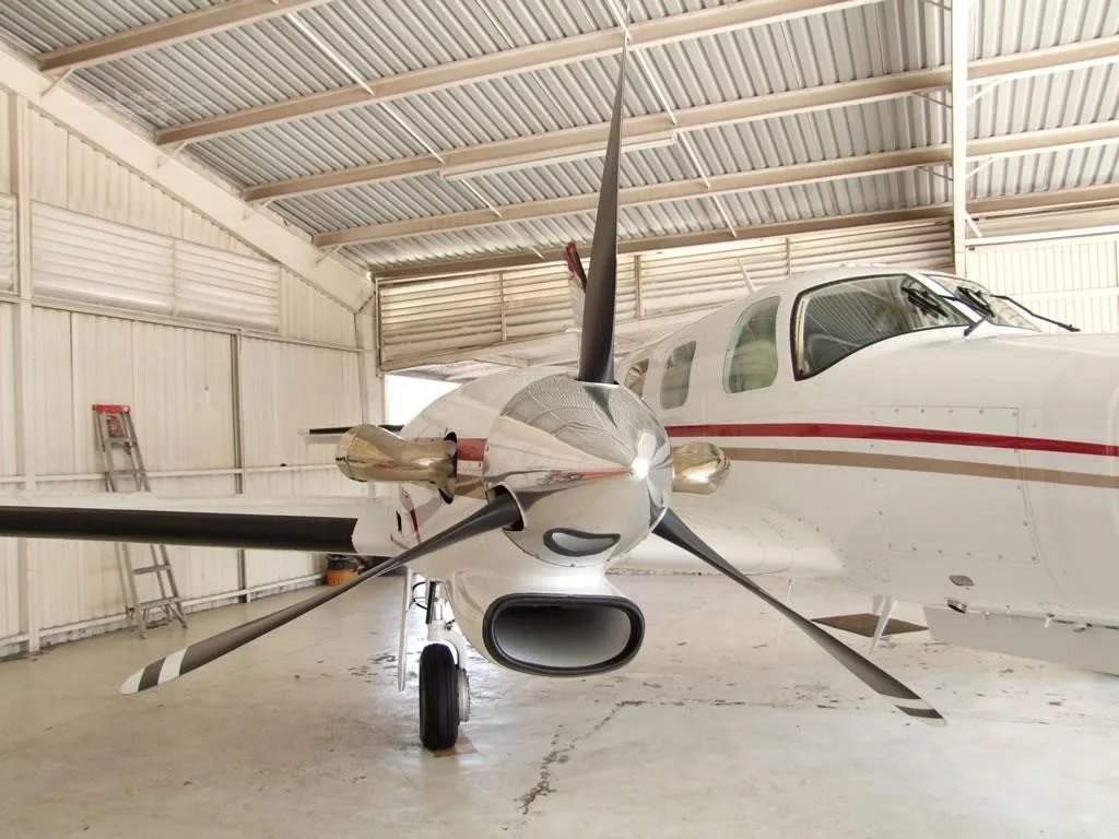Exterior view of a 1981 PIPER CHEYENNE I.