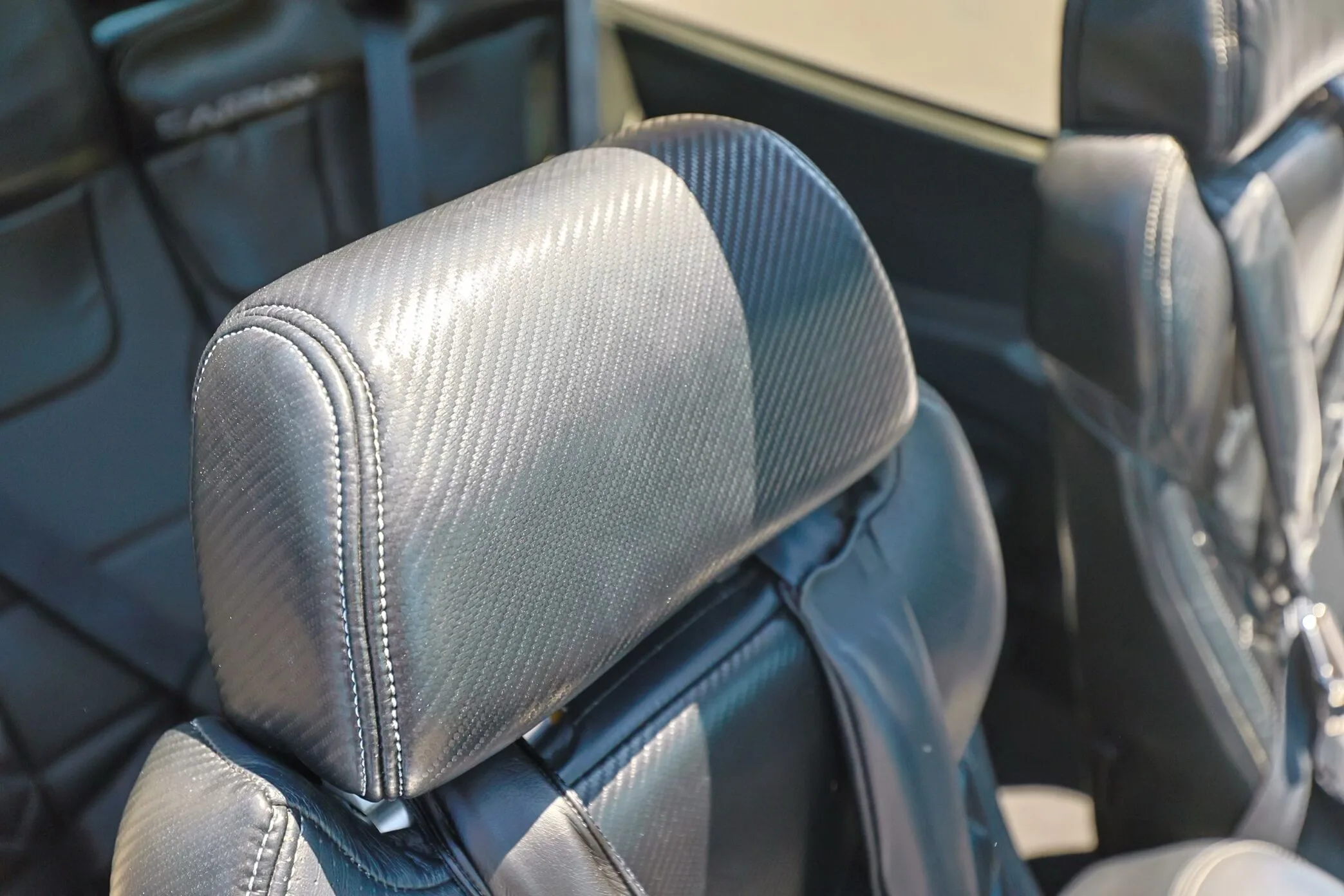 Cabin interior of a 2015 Cirrus SR22-G5 TURBO.