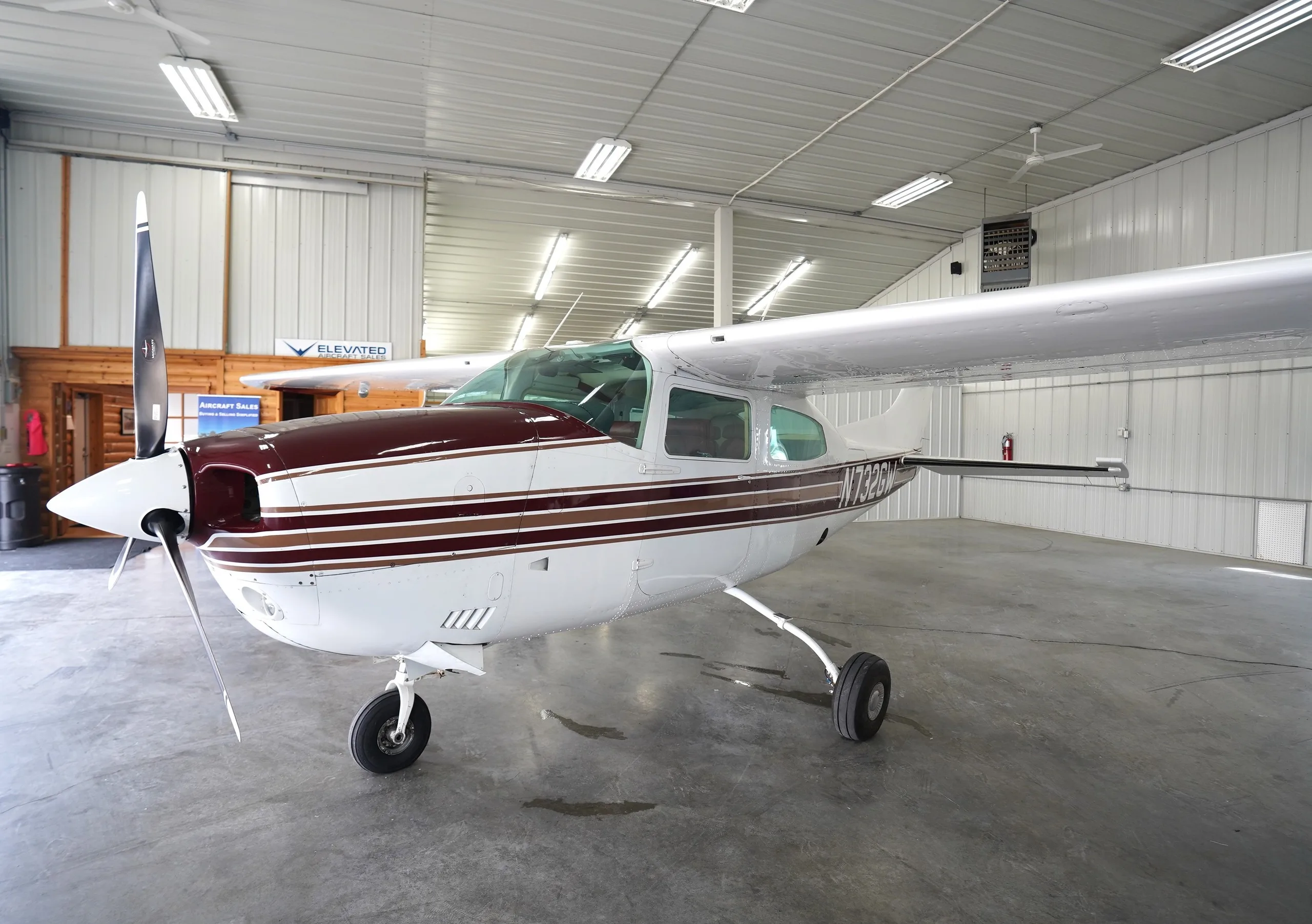 Exterior view of a 1976 Cessna Centurion 210L, N732GW.