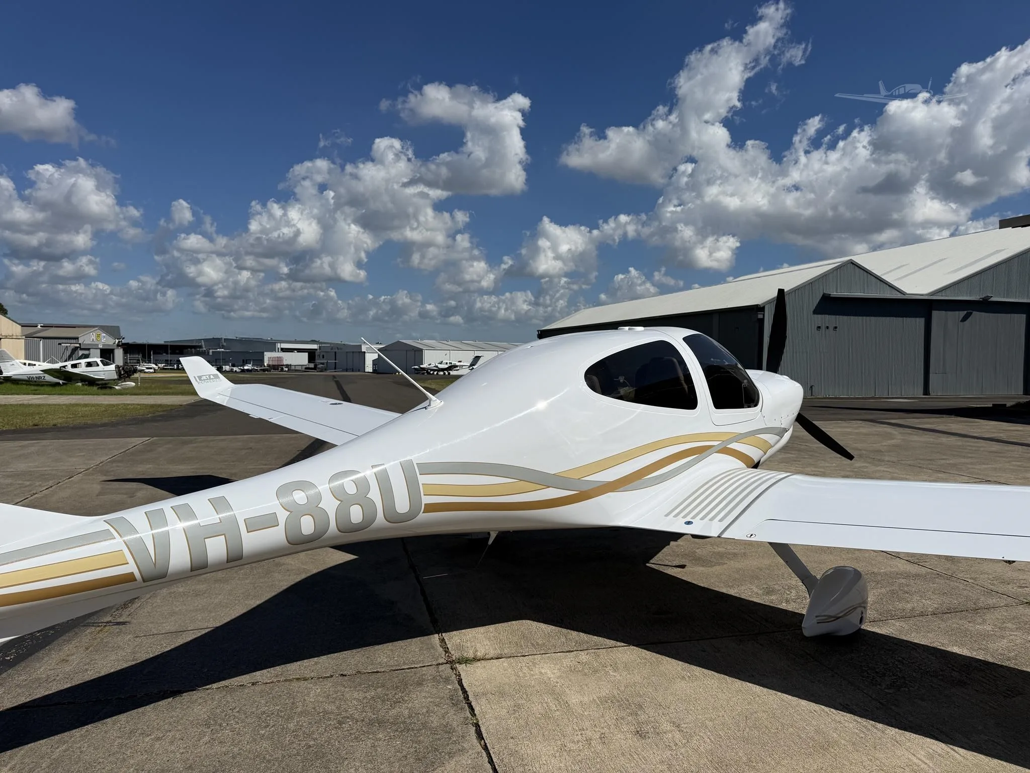 Exterior view of a 2026 DIAMOND DA40 NG, VH-88U.