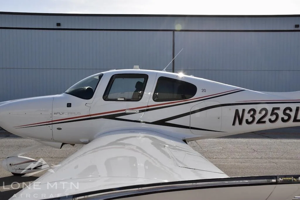 Exterior view of a 2019 Cirrus SR20 G6.