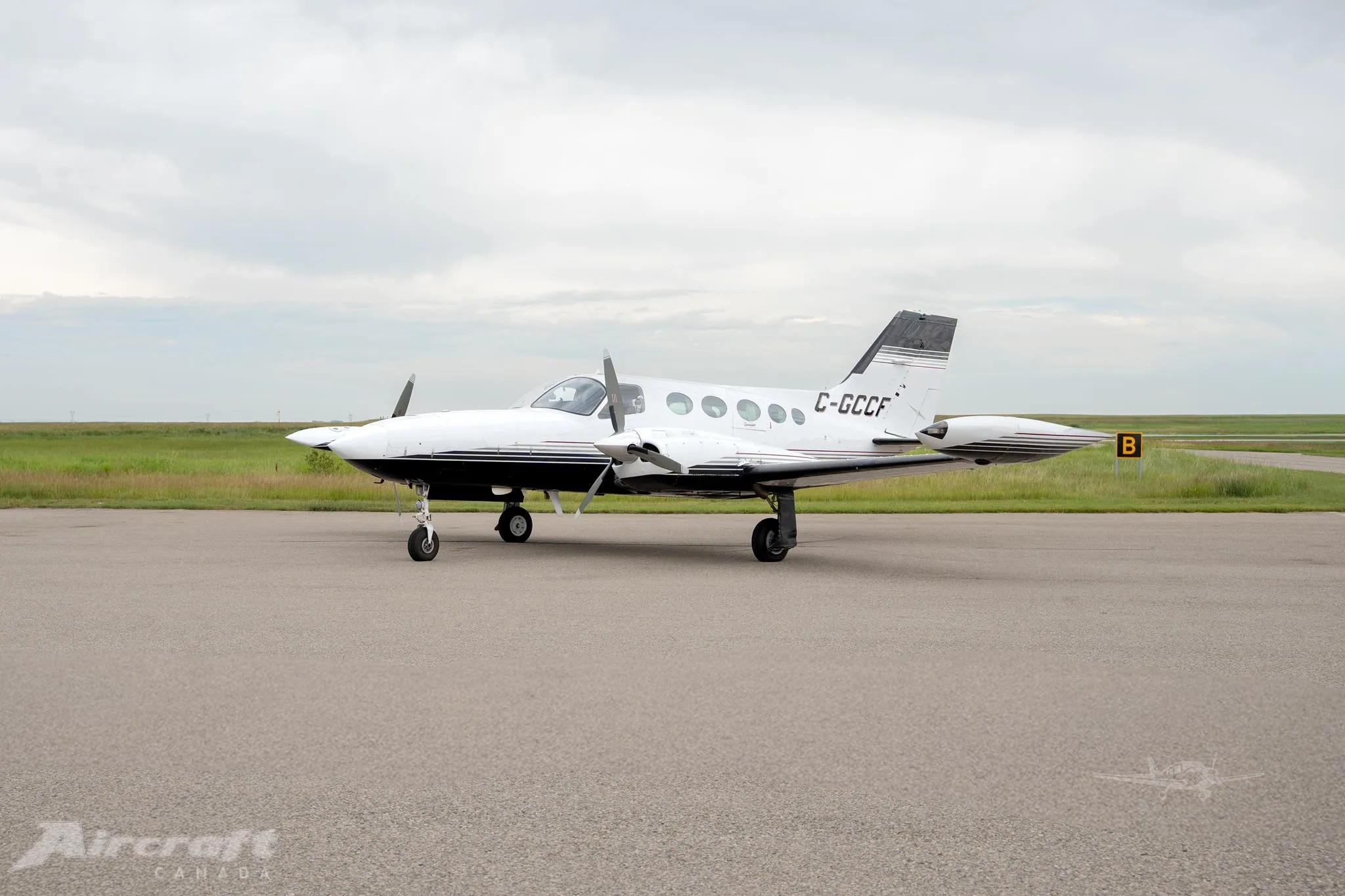 Exterior view of a 1973 CESSNA 421B, C-GCCF.