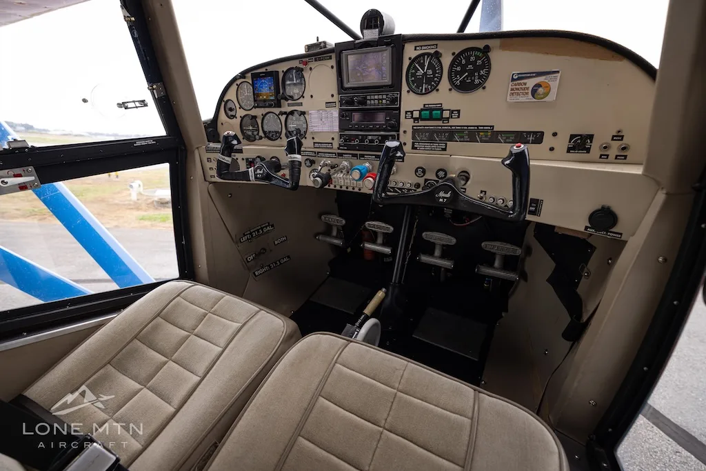 Cockpit and instrument panel of a 1999 Maule M-7-235C.