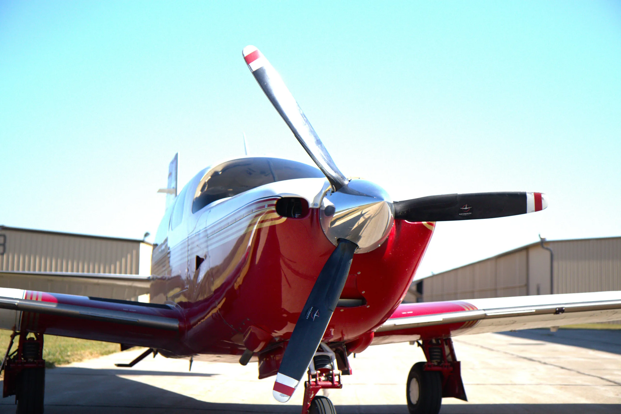 Exterior view of a 1997 Mooney M20R Ovation / Ovation 2.