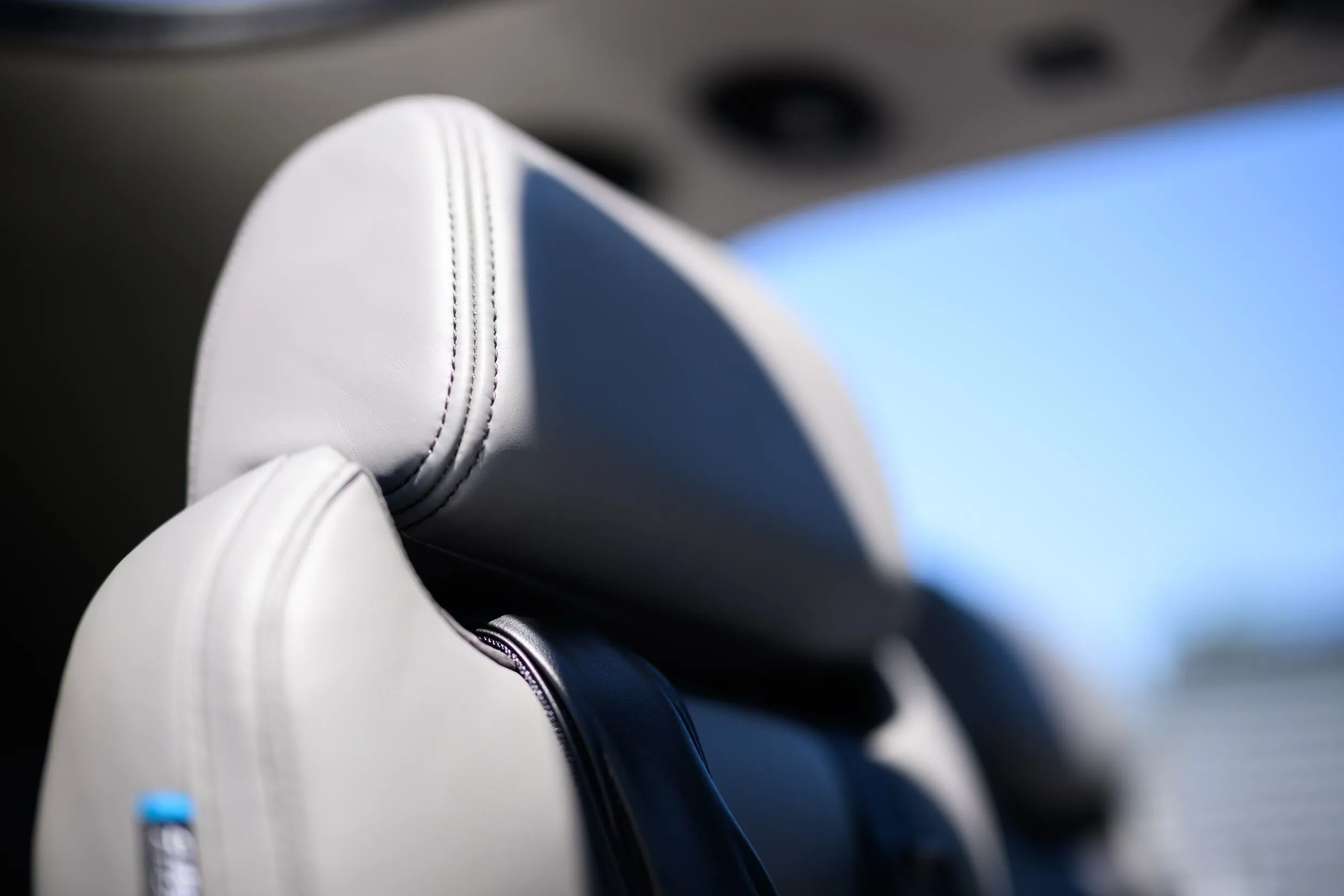 Cabin interior of a 2023 Cirrus SR22T.