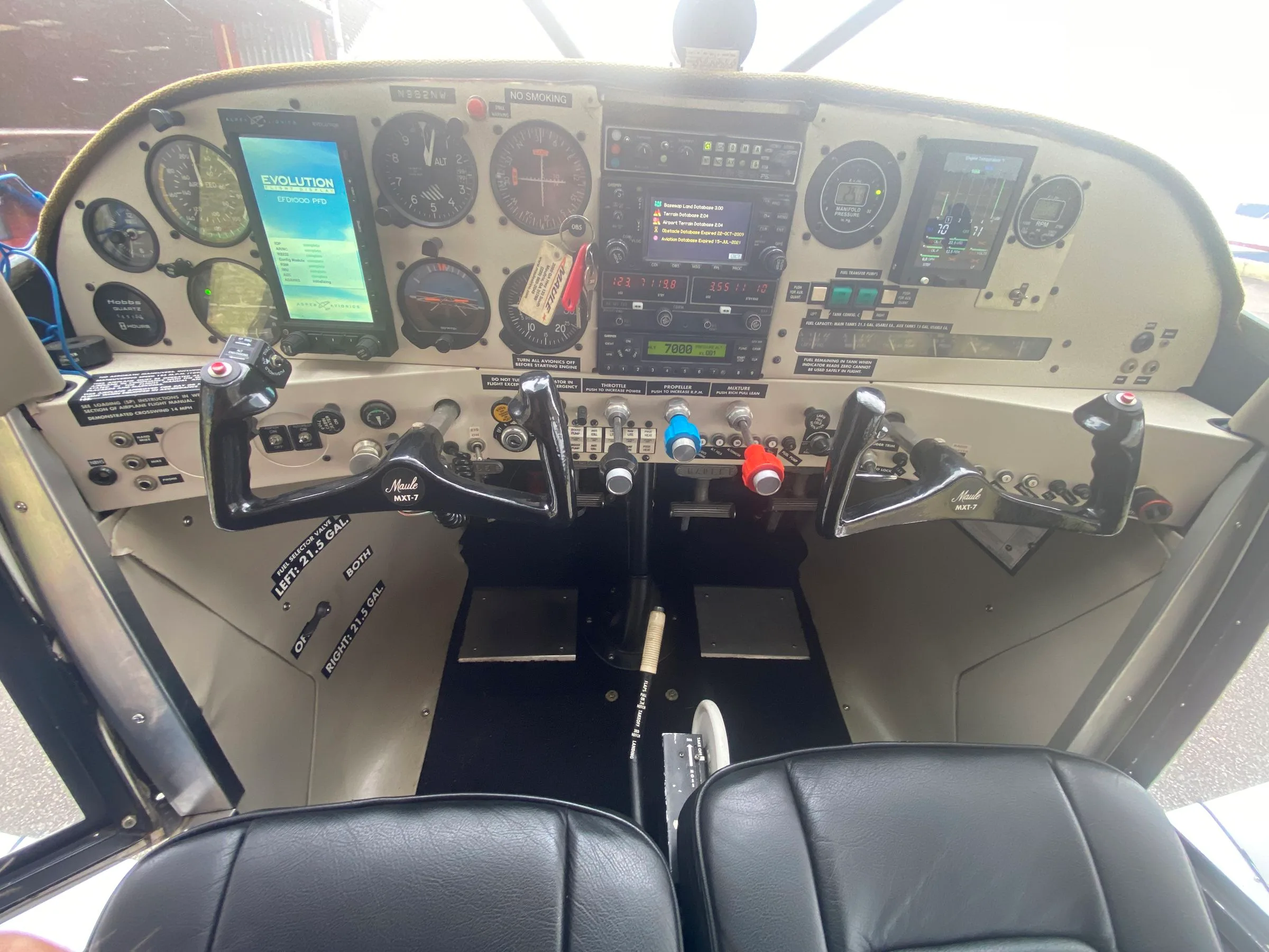 Cockpit and instrument panel of a 1999 Maule MX-7 180A Sportplane.