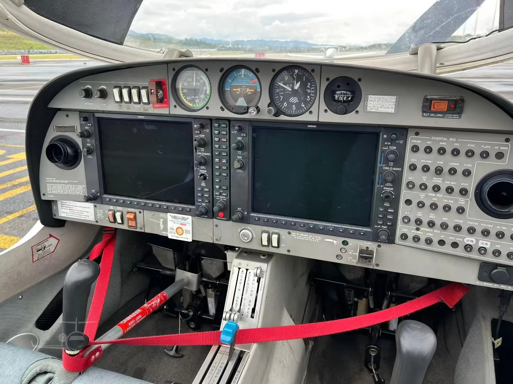 B-9184 - 2007 Diamond DA40 180 Star