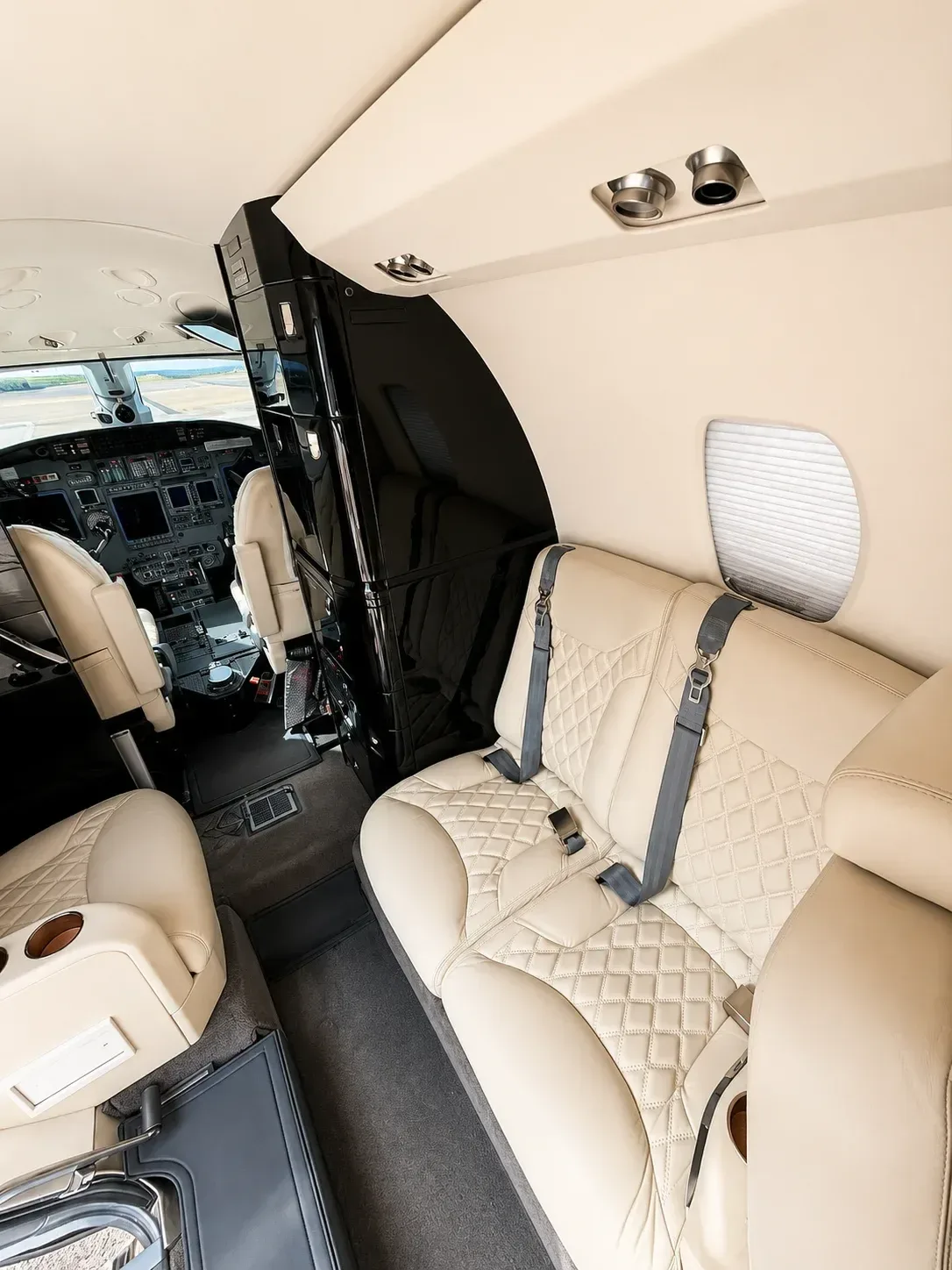 Cabin interior of a Cessna Aircraft CITATION EXCEL 560XL.
