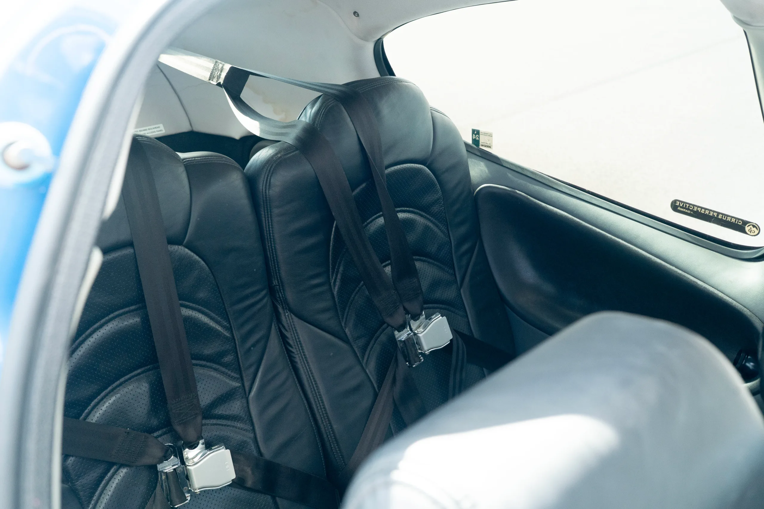 Cabin interior of a 2007 Cirrus SR22 G2.