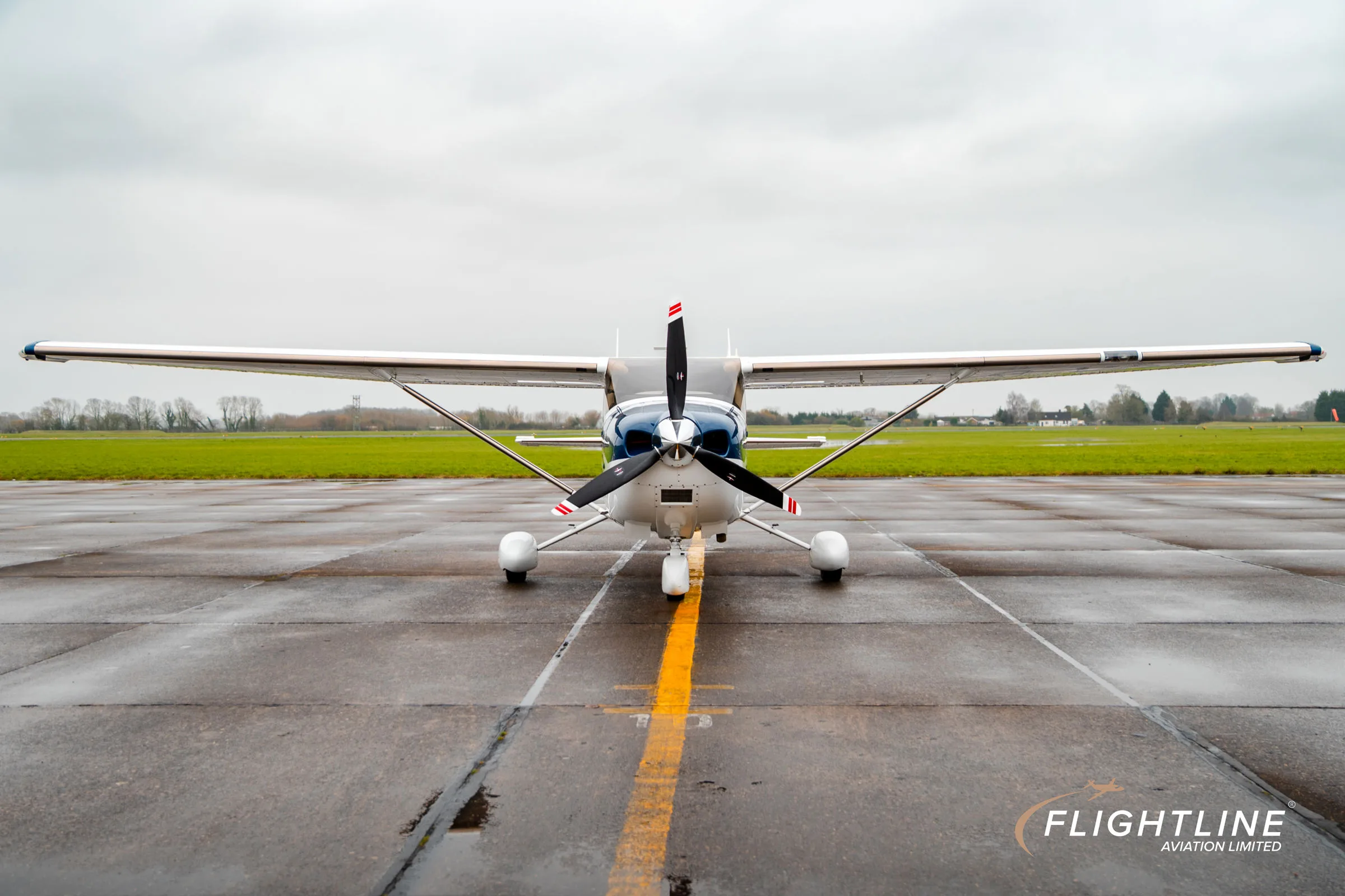 Exterior view of a 2007 Cessna T182T Skylane.