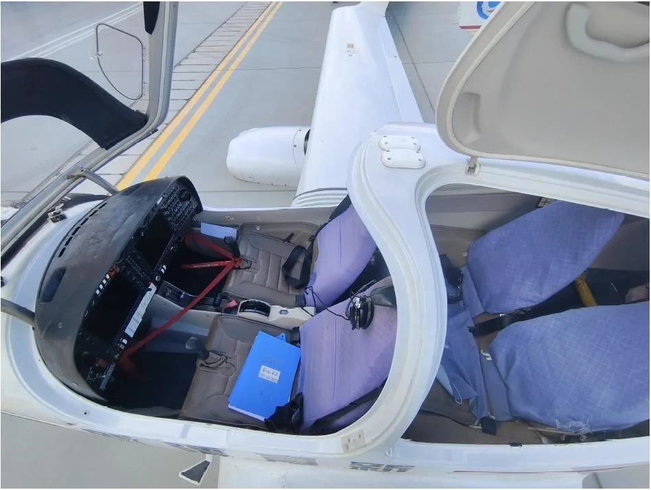 Cockpit and instrument panel of a 2020 DIAMOND DA40 NG.