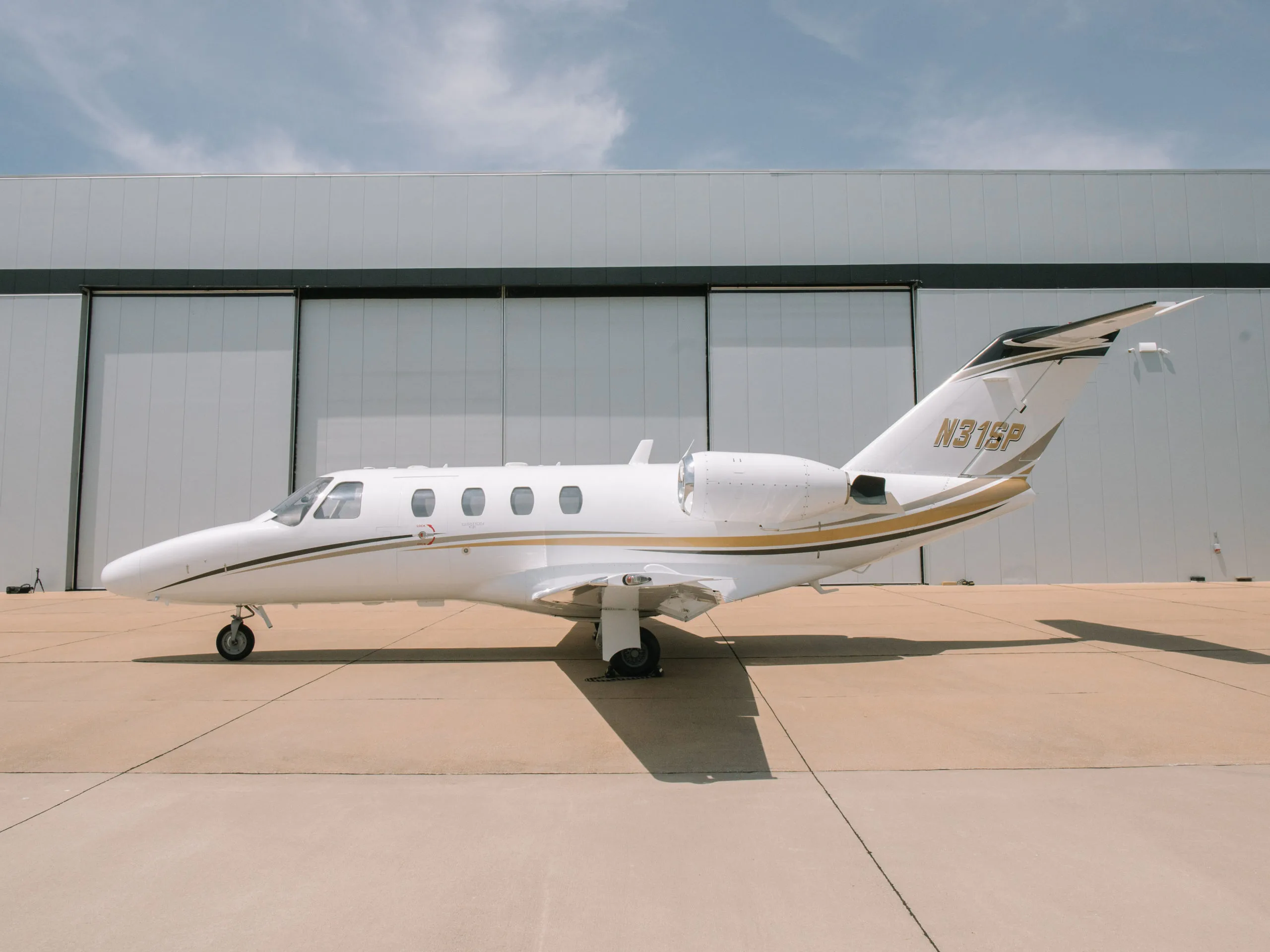 Exterior view of a 2002 Cessna Citation CJ1 525-0490, N31SP.