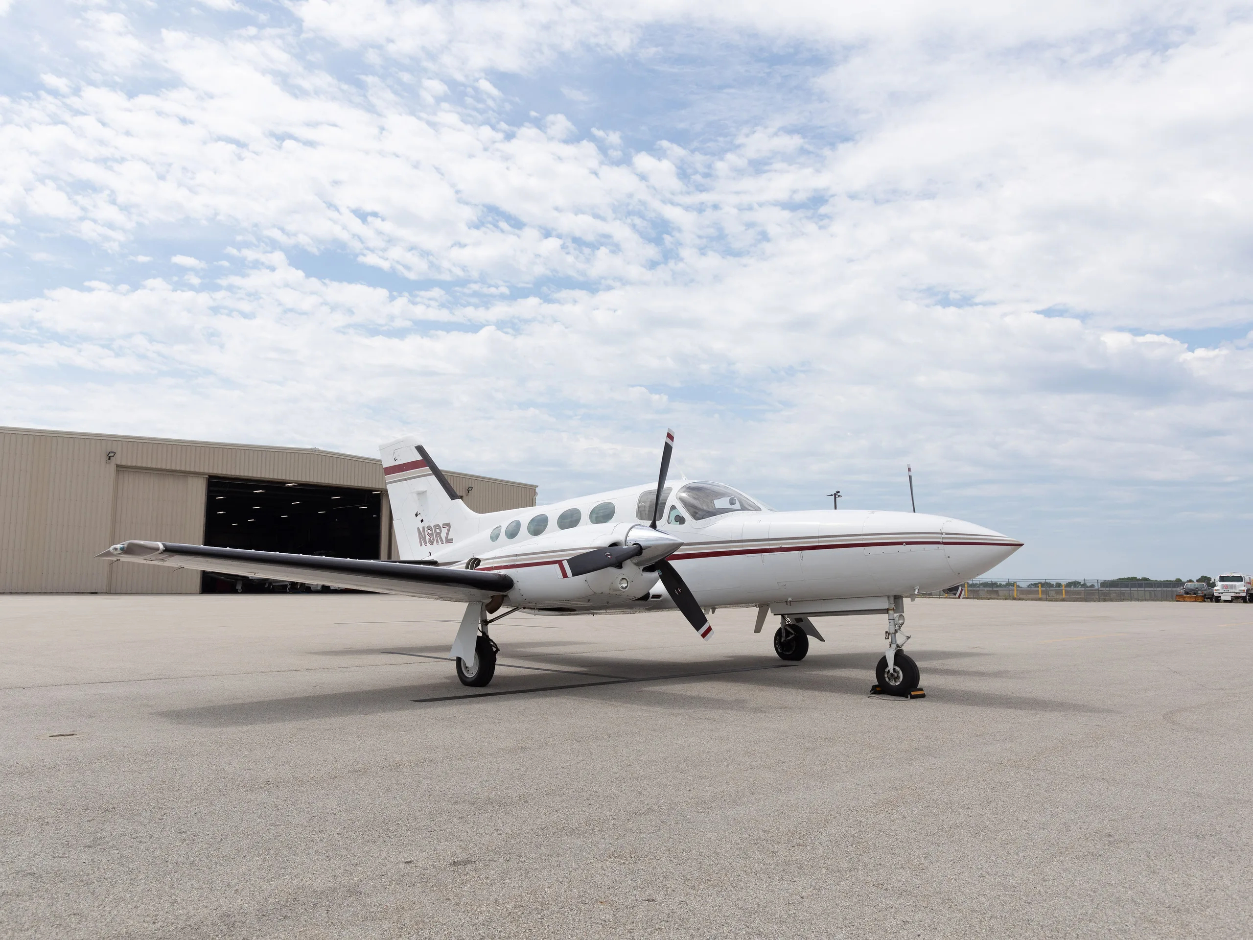 Exterior view of a 1977 Cessna 421C 421-0236, N9RZ.