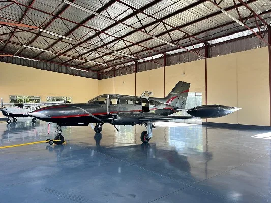 Marketing image of a 1976 Cessna 402B.