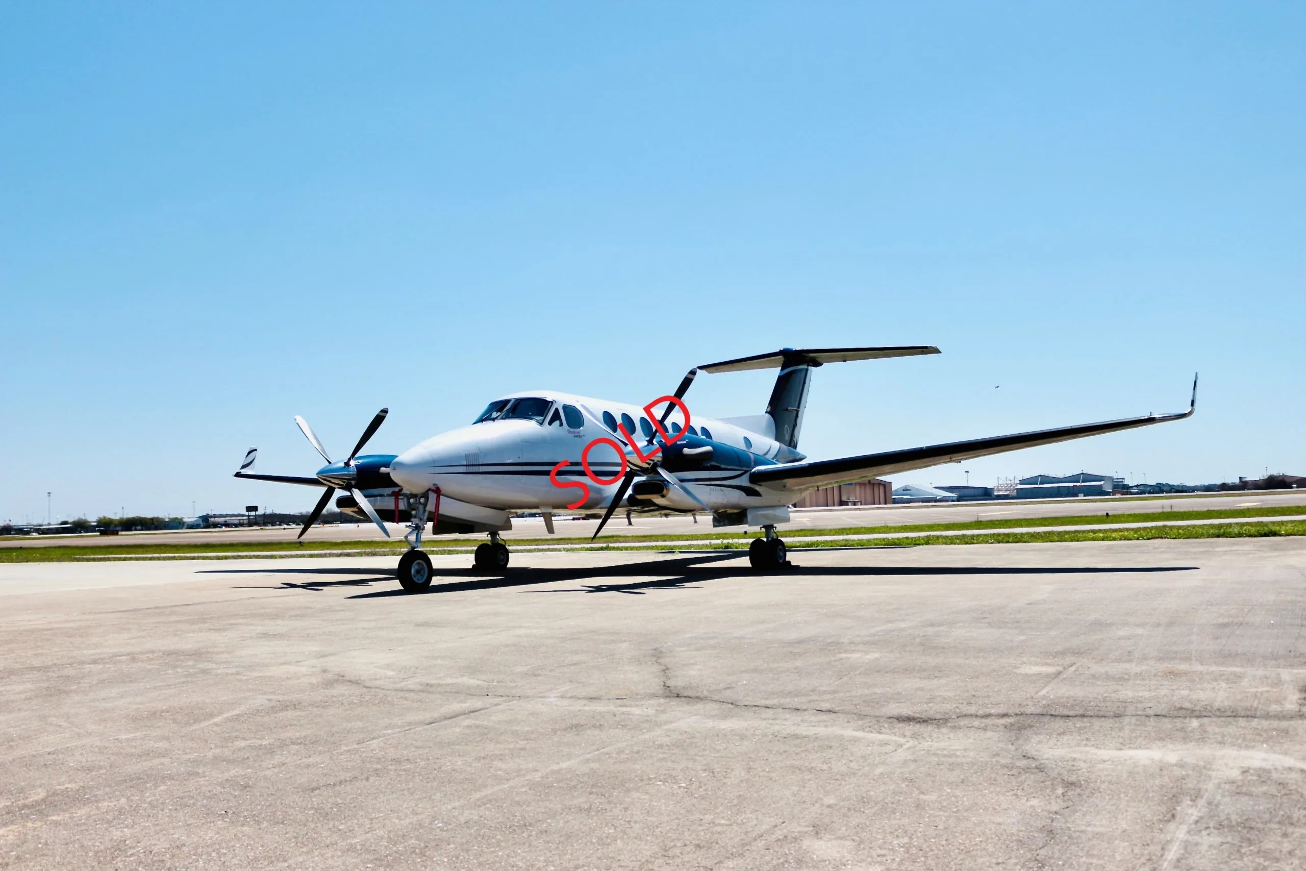 Exterior view of a 2002 Learjet 45, N769TM.