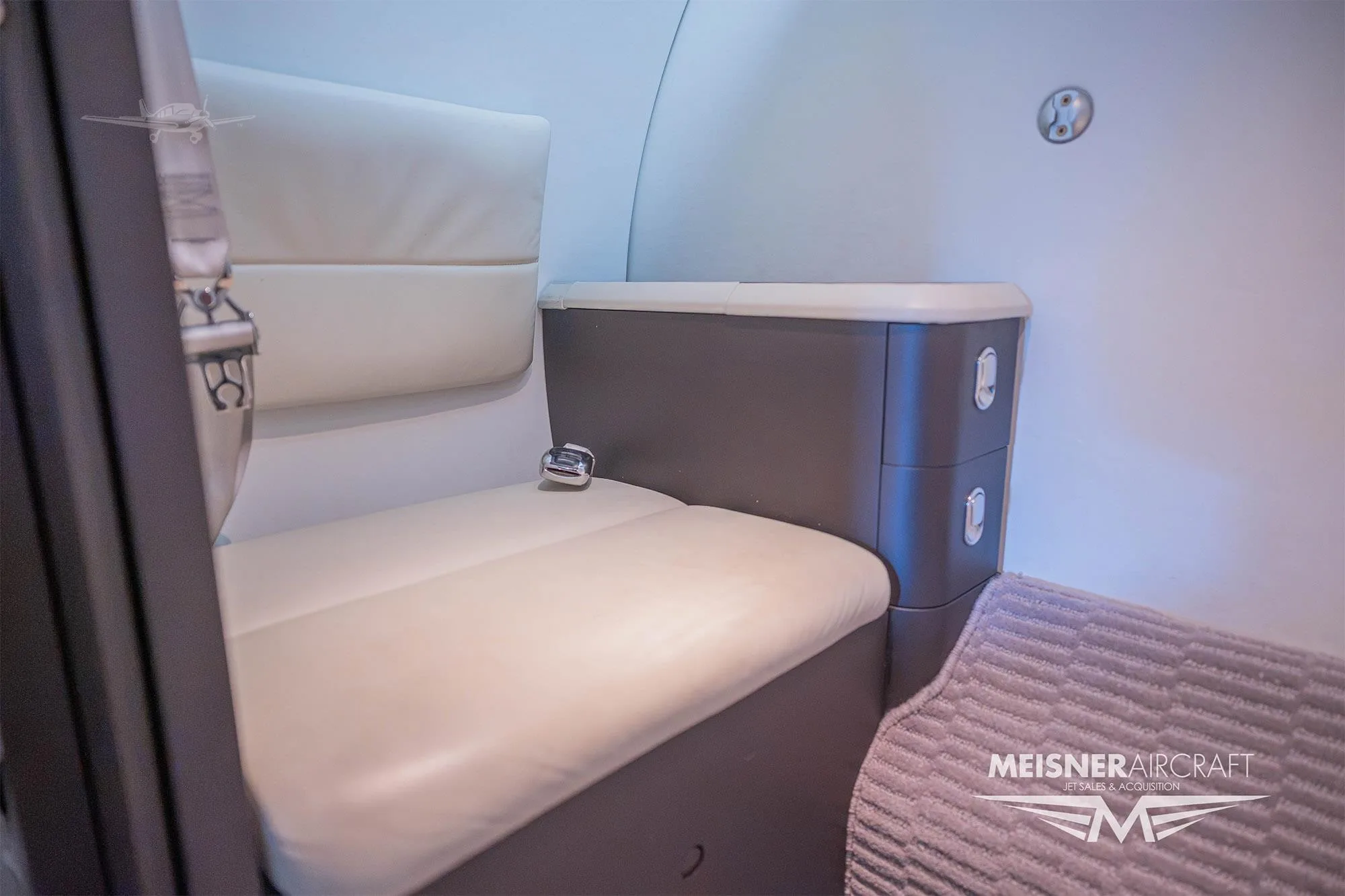 Cabin interior of a 2007 CESSNA CITATION ENCORE+.