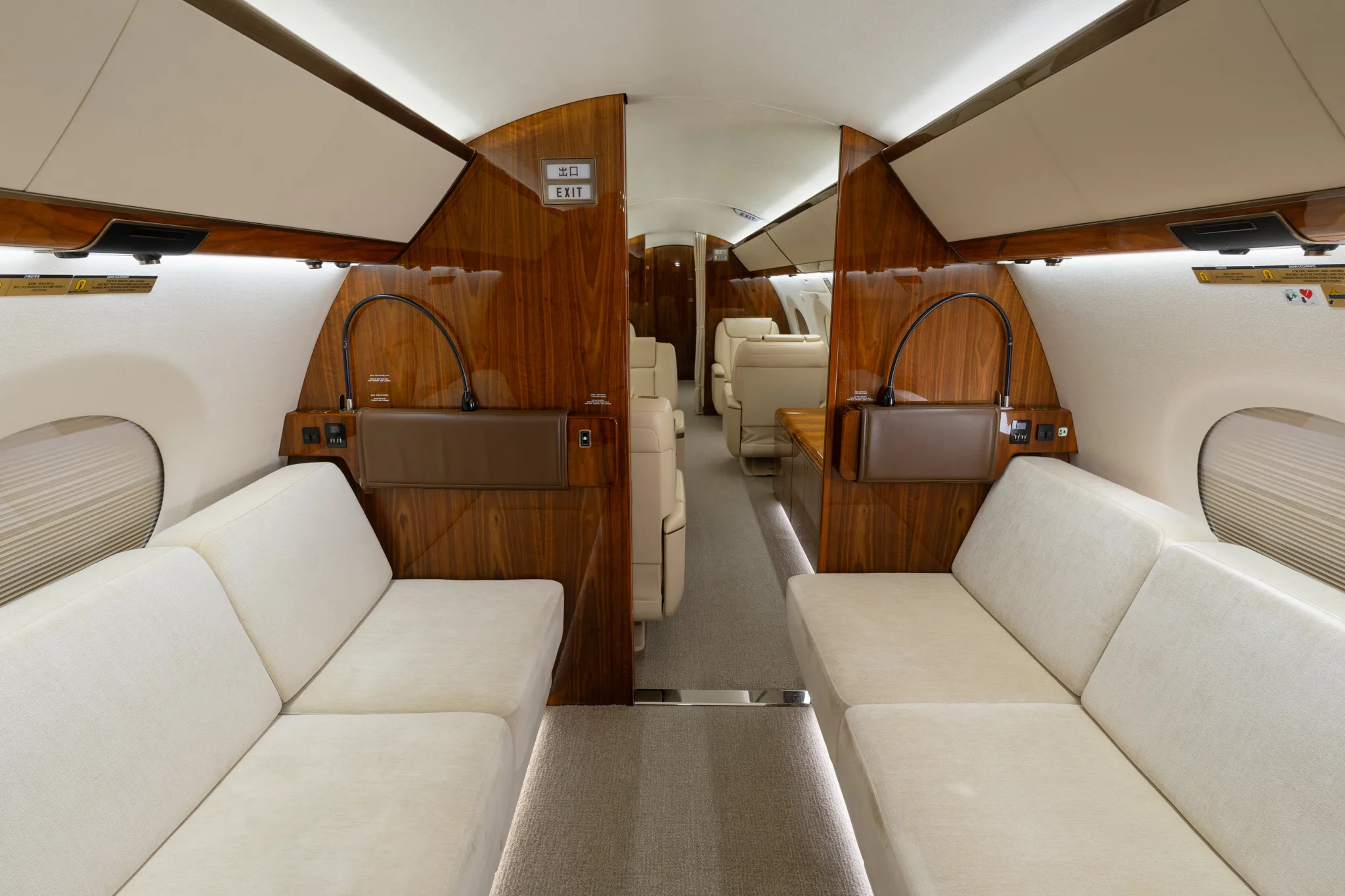 Cabin interior of a 2015 Gulfstream g650er.