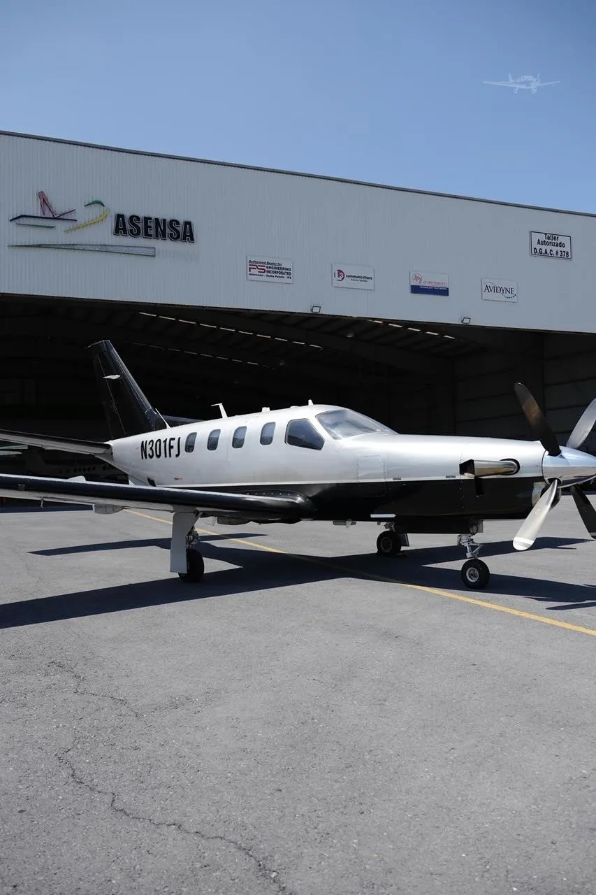 Exterior view of a 2008 DAHER TBM 850, N301FJ.
