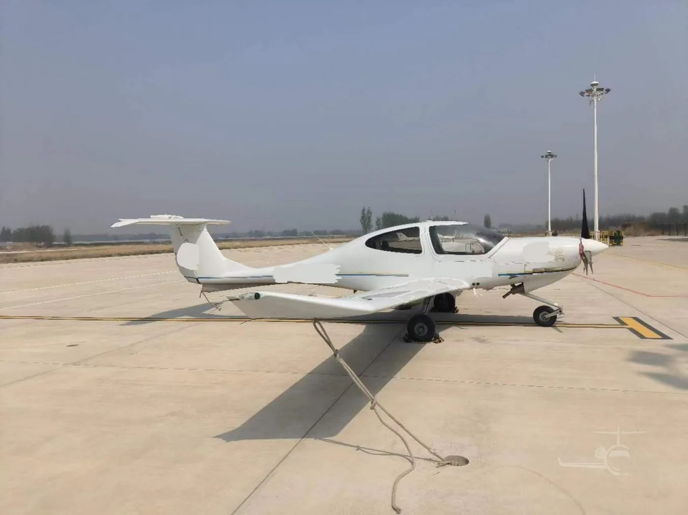 B-0207 - 2014 Diamond DA40 D