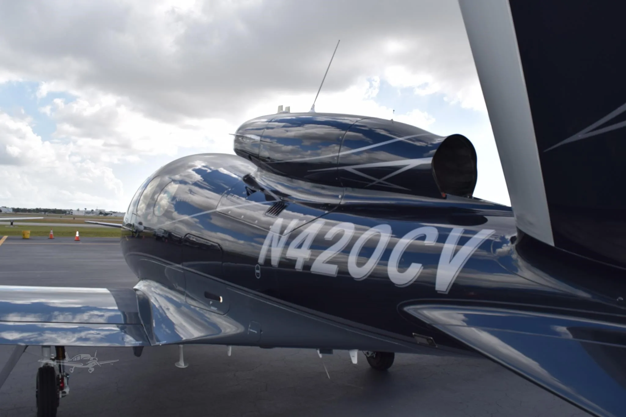 Engine detail of a 2022 CIRRUS VISION SF50-G2+.